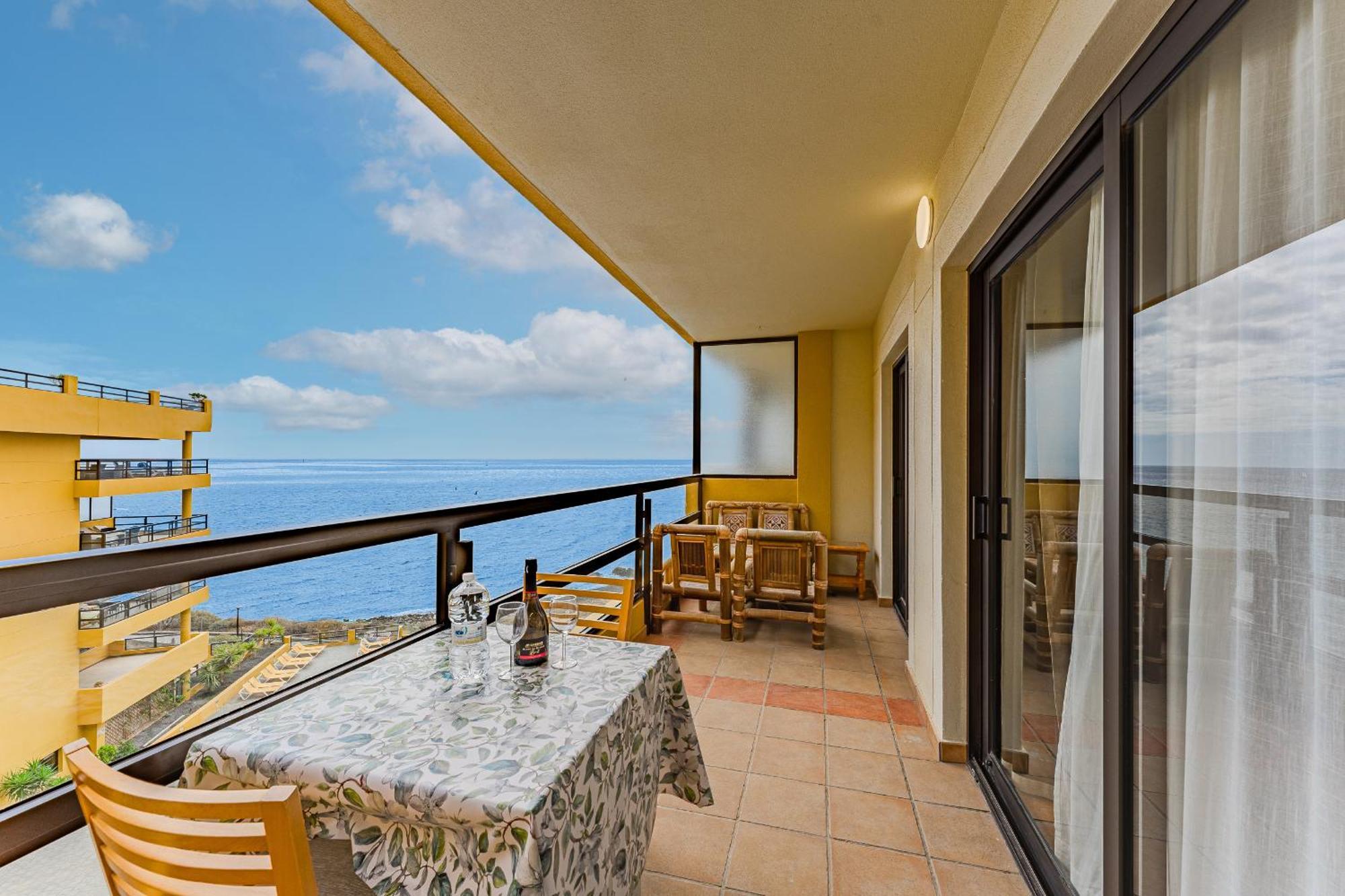 Edificio Agua Marina Panoramic View Apartments On First Line San Miguel de Abona Extérieur photo